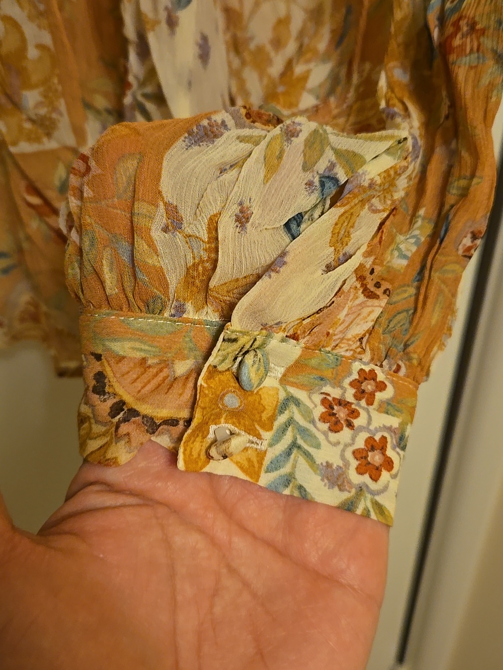 Sezane Solange Blouse in Floral Tan - Picture 10 of 14